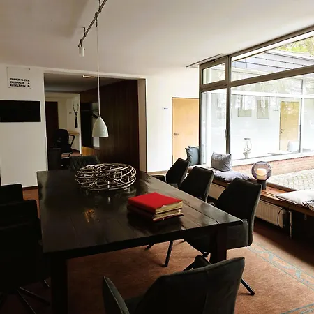 Am Linnenbach מלון