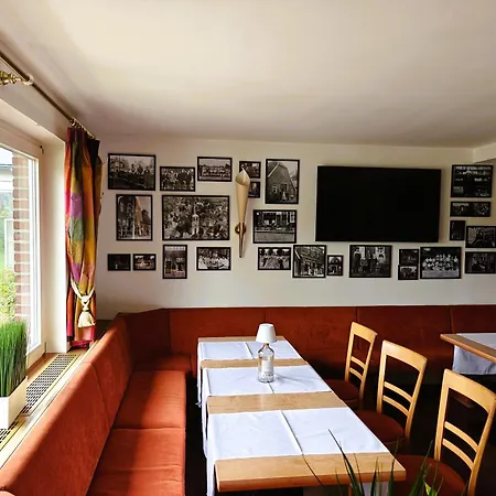 מלון Am Linnenbach *