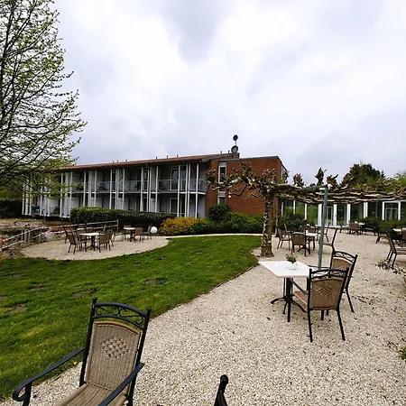 Am Linnenbach מלון