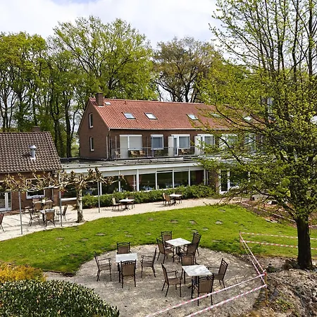 מלון Am Linnenbach Uelsen