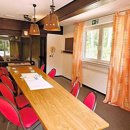 Am Linnenbach Отель Uelsen
